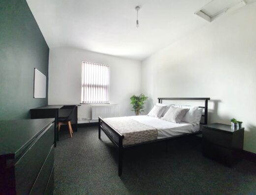 Lawrence Road bedroom - student accommodation Liverpool